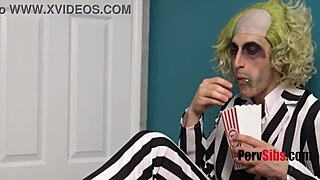 Oh man, these Beetlejuice stepsisters are hexing with pussy juice in a wild Halloween threesome! 🎃👻
