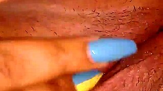 novia colombiana se masturba para mi?