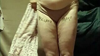 sexy housewife flashing en ville