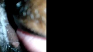 Ms grapelipsgreatlips xxxxpussy licking in bathroom