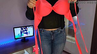 This PAWG is trying on bikinis and bathing with big ass 😘