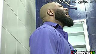 Me Transformei em Outro Homem para Minha Enteada com Big Black Cock