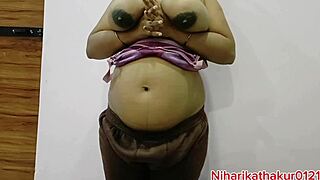 Check out this first time pregnant mature girl's pussy hole