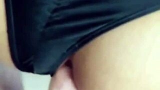 fodendo gostoso with shemale friend