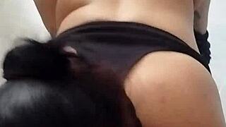 Mi jefe me pide que le chupe la polla y en mi trabajo, sexy canadian black colombian