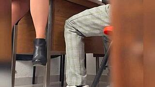 Maestra Mexicana Madura en Sexo Publico con Alumno!