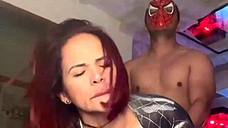 zamira culona y la potra aleja en un salvaje mes de abril con tr�os y mucha leche en la boca