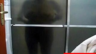 I am doing hardcore webcam with anal and blowjob, oops assfucking