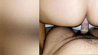 como le encanta gemir a esta casada infiel 😍