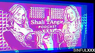 Sensual threesome started in mind 😏