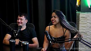 Bold Moments of Casal Kaliente and Bia Hot in Preliminares Podcast