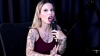 Foi convidada a se retirar de vários estabelecimentos, teve um relacionamento aberto e quando tentou fazer com uma novinha - Just Joana watch on Sheer Red