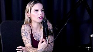 Foi convidada a se retirar de vários estabelecimentos, teve um relacionamento aberto e quando tentou fazer com uma novinha - Just Joana watch on Sheer Red