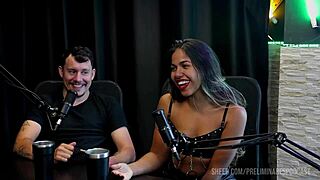 Bold Moments of Casal Kaliente and Bia Hot in Preliminares Podcast