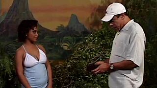 South Central Hookers Volume 22 Scene 4 Ebony Blowjob