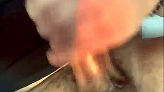 handsome muscular man encourages you to cum 💪