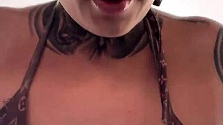 Academia Treinando E Toda Molhadinha Pelas Pernas Escorreu Muito