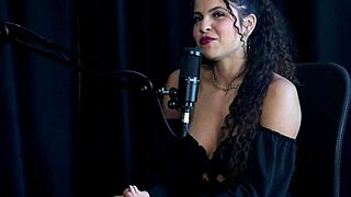 Safada Dances Sensually After Talking About Her Fetishes On The Trail With Sweet Karolzinha