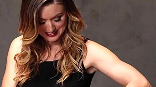 Hot Latina Babe Exposes Big Ass