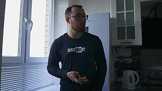 The Neighbor Roughly Fucks The Guy He Finished The Whole Table From Her Hand