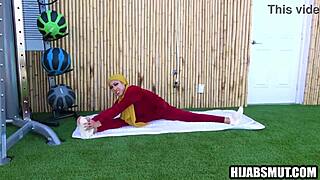 Flexible arab housewife cheats with trainer in hardcore sex