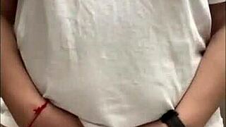 flashing ass in store got me so horny, had to masturbate 😏