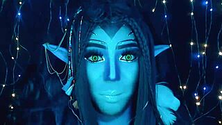 She dances beautifully on webcam for avatar