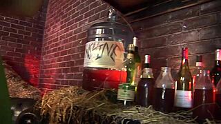 Pretty fraulein seduced into threesome 😏