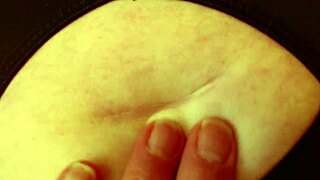 dawnskye teases with her belly button, underboob, armpits, and soft kisses