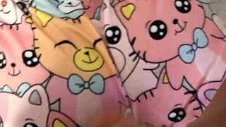 i cover my boyfriend's eyes and invite the stepmother sex toy over.