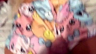 i cover my boyfriend's eyes and invite the stepmother sex toy over.