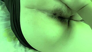 Chica De Enorme Culo Es Follada Por Su Amigo