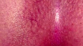 i am sabrinafoxy, needin' help with my anal anxietys, my ass cravez cock and cum everydays!