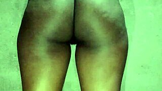 Amateur african woman cums twice