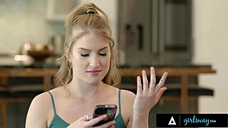 Octavia Red Controls Roommate's Device