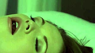 teen beauty fingers her wet pussy solo