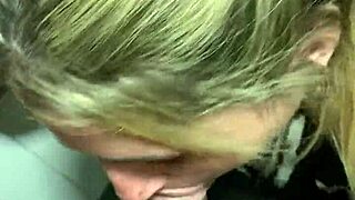 Deepvane Me Chupa La Pija En El Baño Público De Un Cine