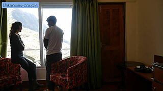 Lonely Rachna Starts Liking Company of Room Service Guy Ravi