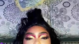 Pareja de hermanastros graban sexo con gran polla