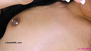 Adorable Teen Displays Sexy Body!