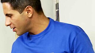 milf jordan kingsley cleans house and gets more 😏