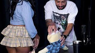 Alice Vasconcelos Behind Scenes