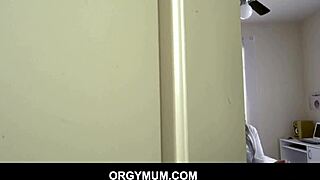 Step Daughter Catches Stepmother Fucking Stepson And Joins!