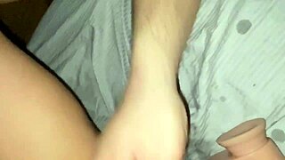 Lee uses dildo for intense squirting