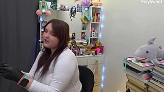 backstages always look weird in homemade videos