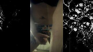 amateur shemale masturbates cute cock to cumshot!