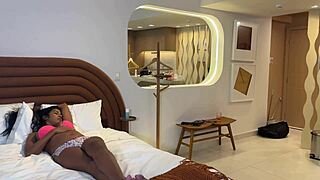 after that indian massage, she got fucked hard, shaking her ass and swallowing cock