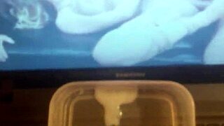 feeling so horny, need to masturbate