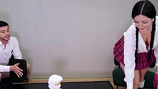 Horny Student Offers Pussy!