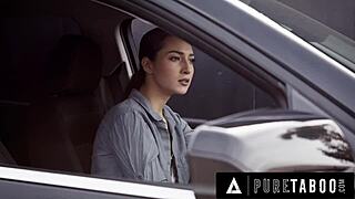 Secretary Bella desperately wants to be boss's mistress!